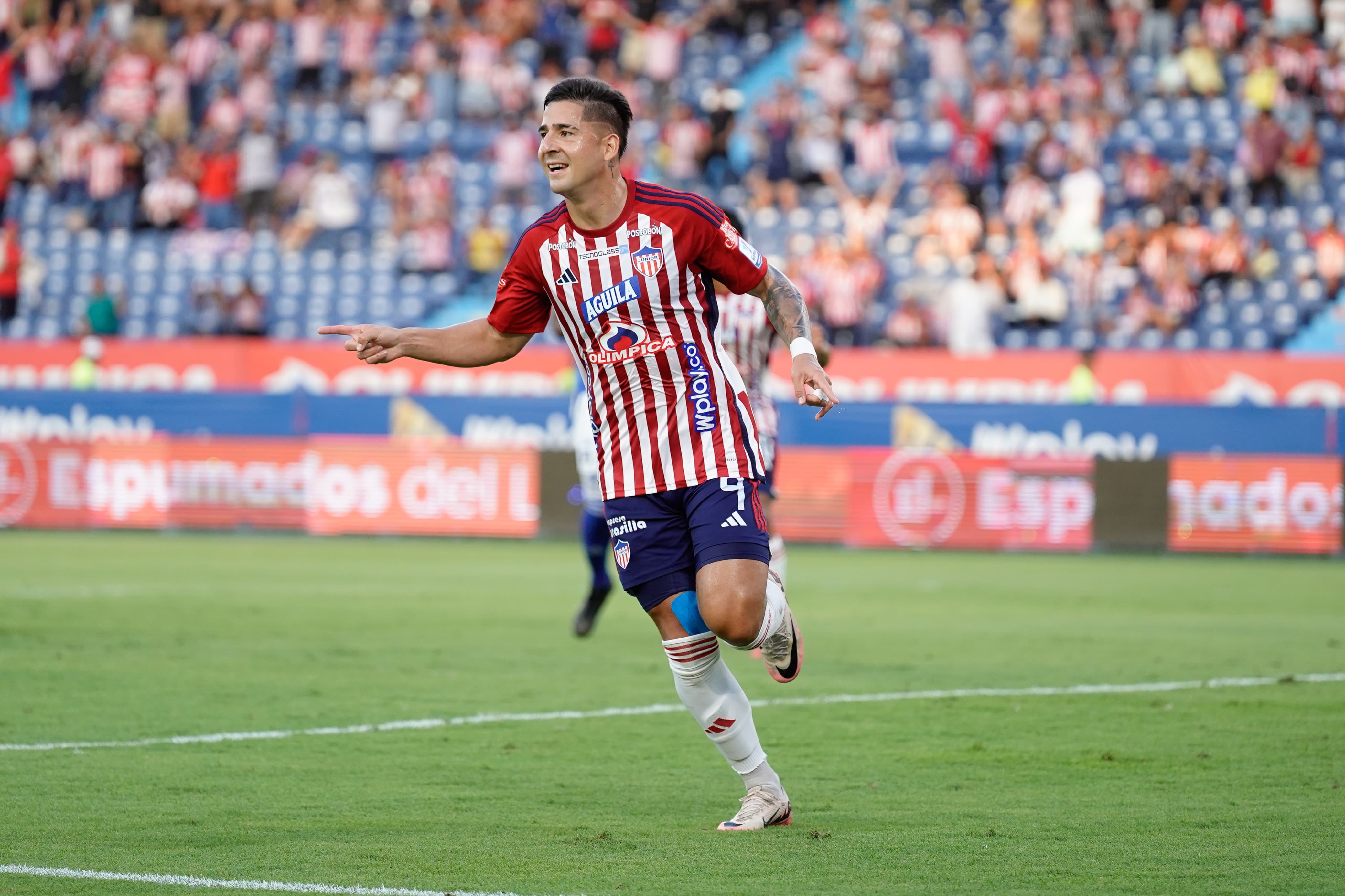 La celebración de Guillermo Paiva.