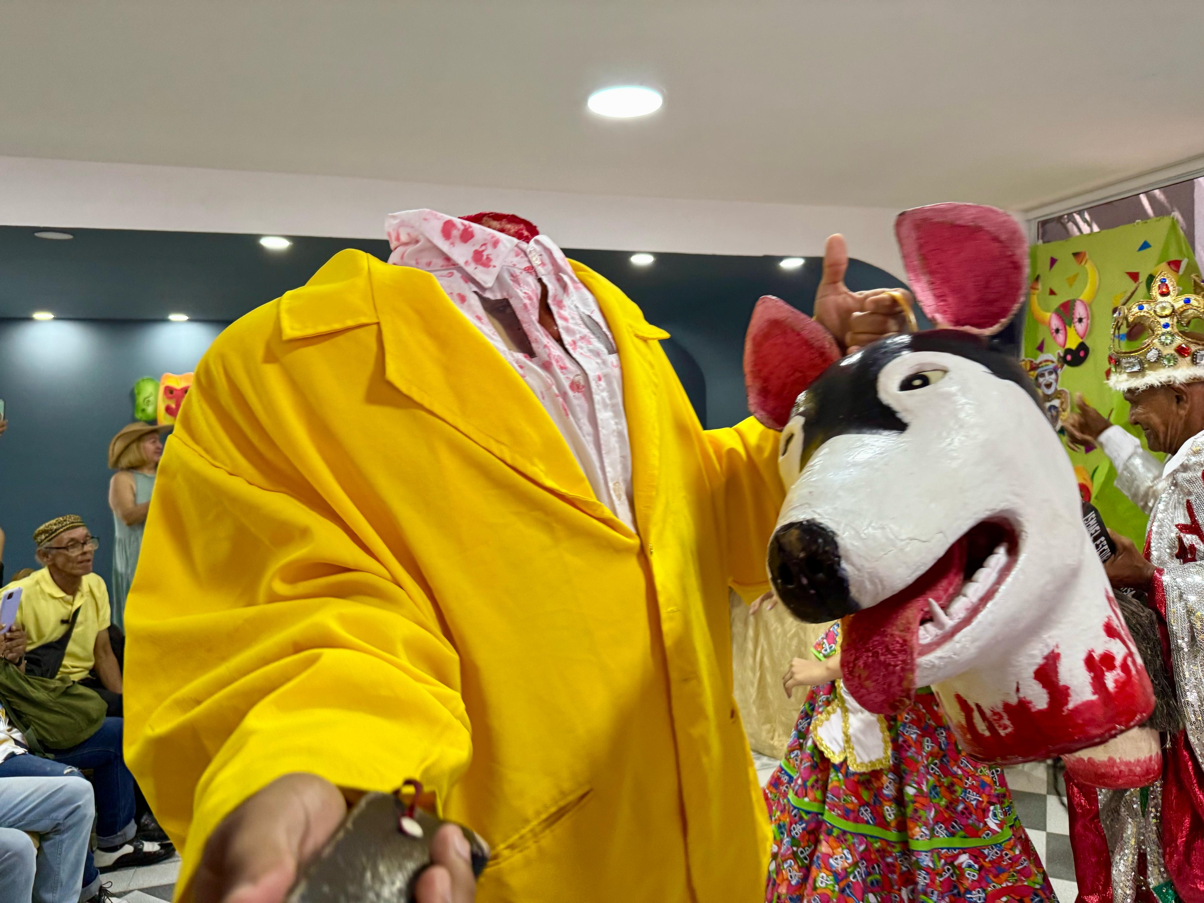 Disfraz de 'El Descabezado'.  