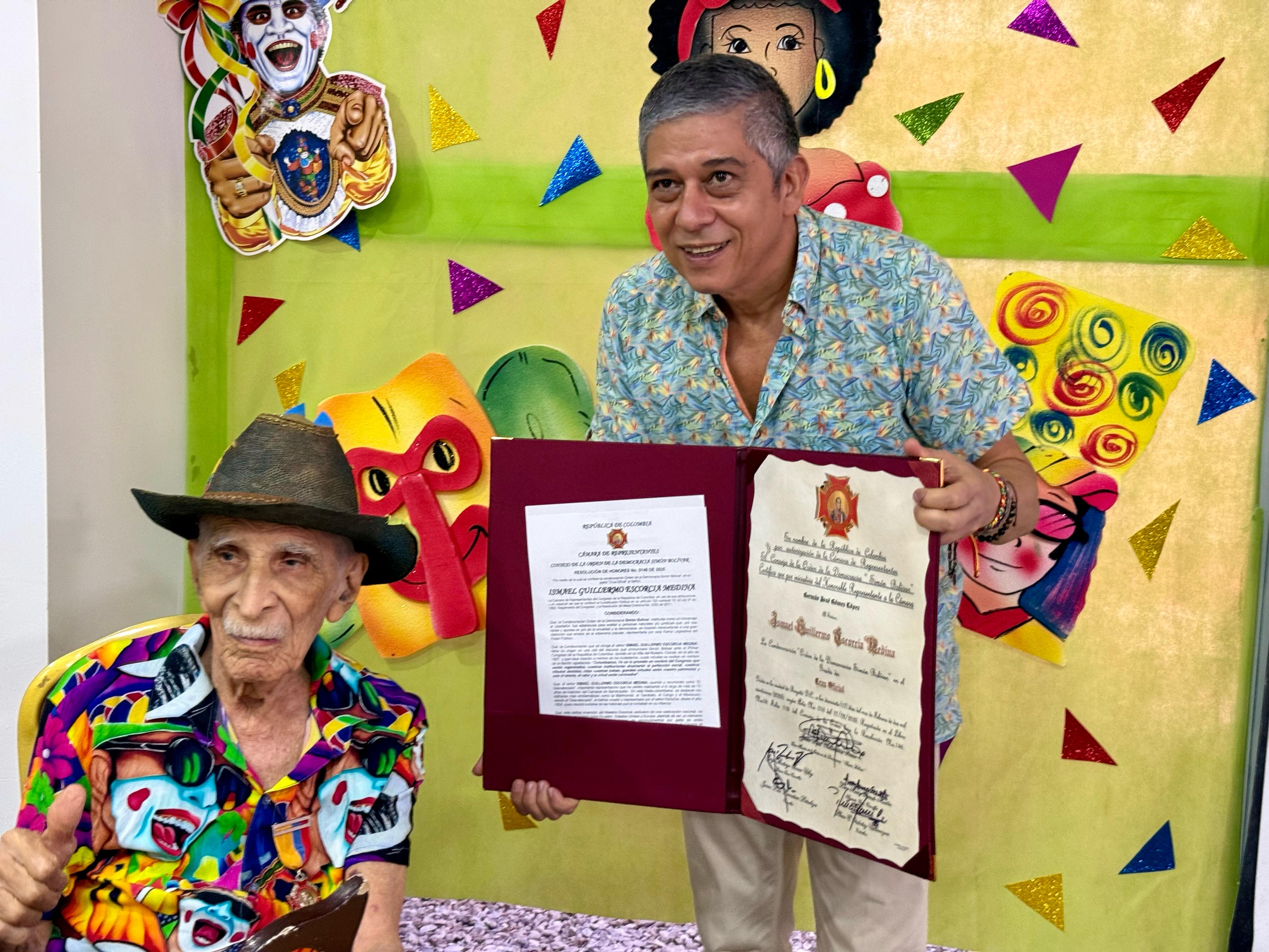 Ismael Escorcia con Germán Gómez López, representante a la Cámara por el Atlántico