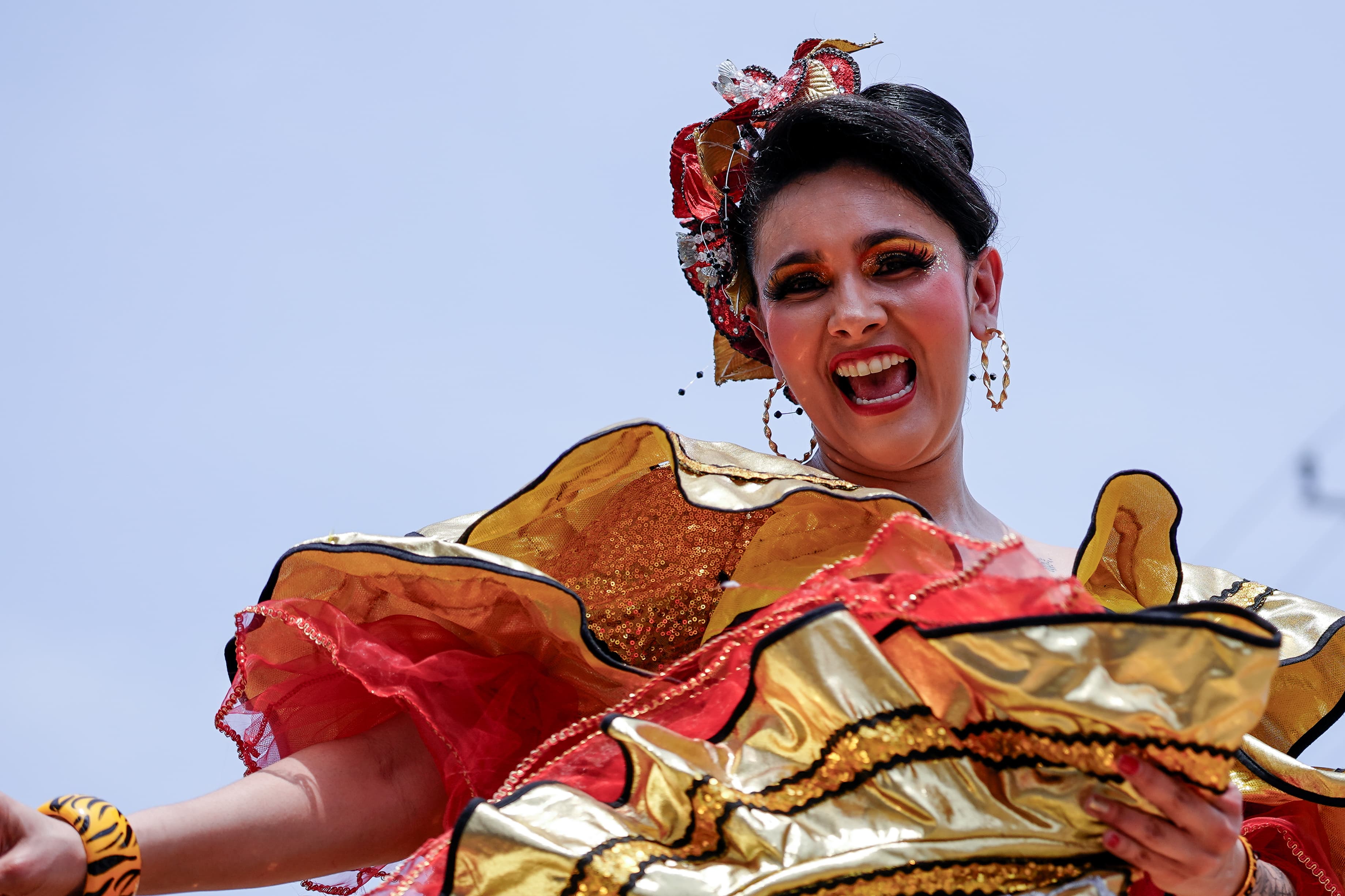 Cumbión de Oro desfilando este sábado en la Vía 40.