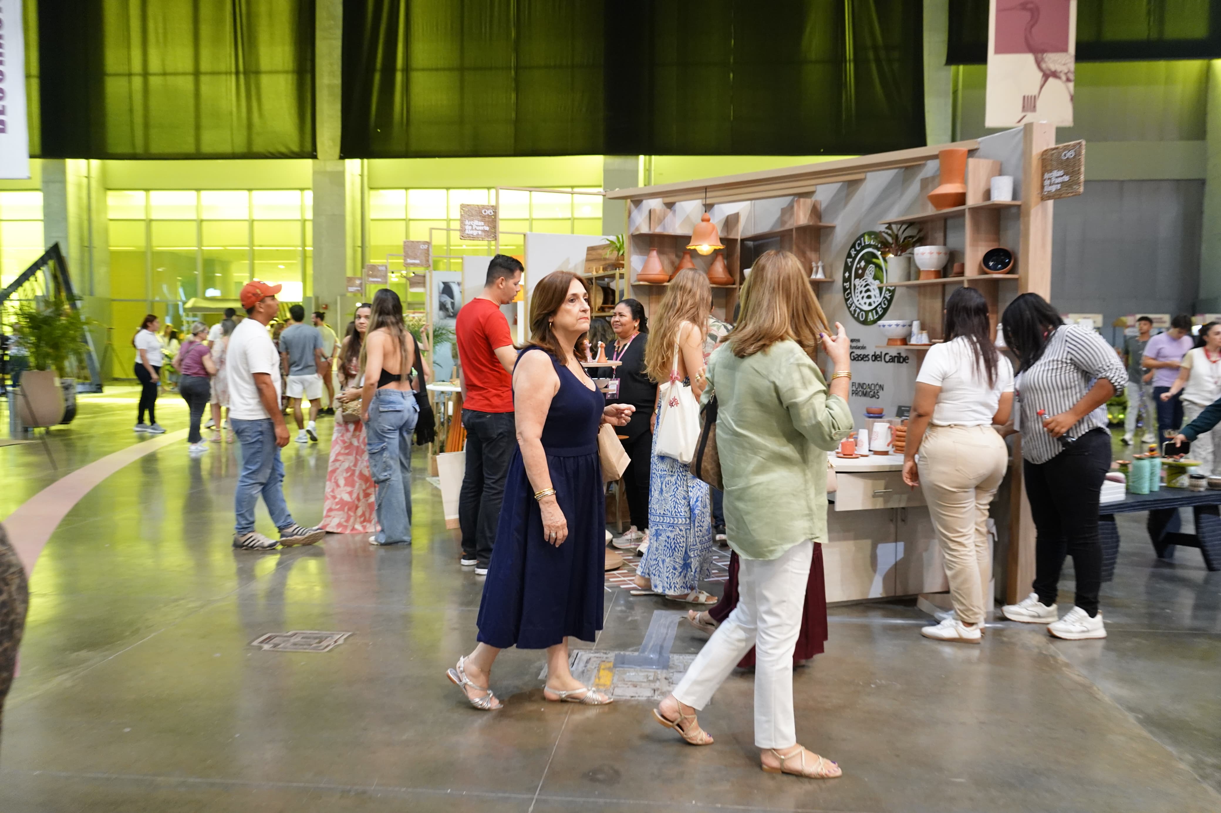 Asistentes a la Feria AMA. 