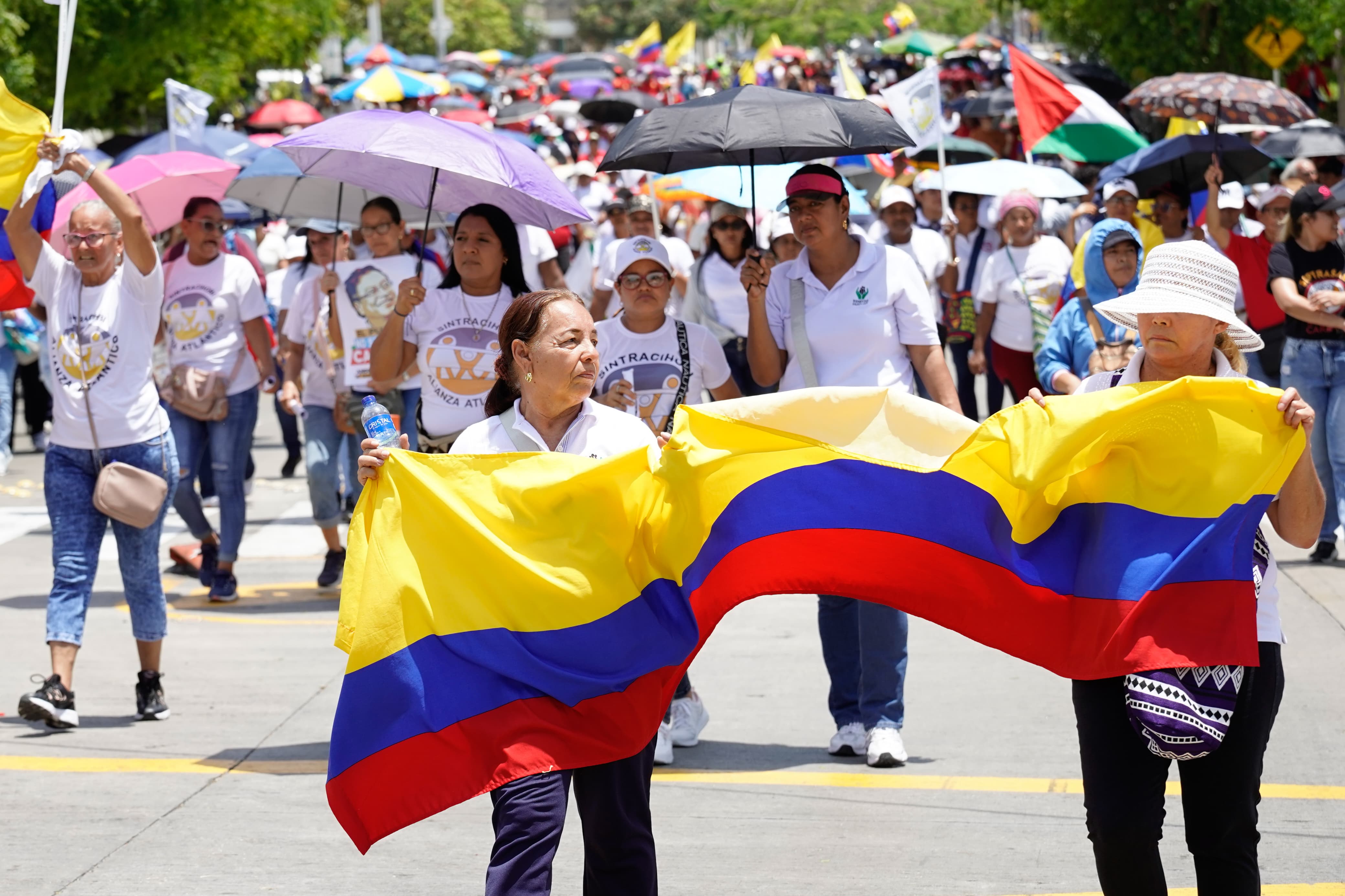 Centrales obreras a favor de la consulta popular y la reforma labora. 