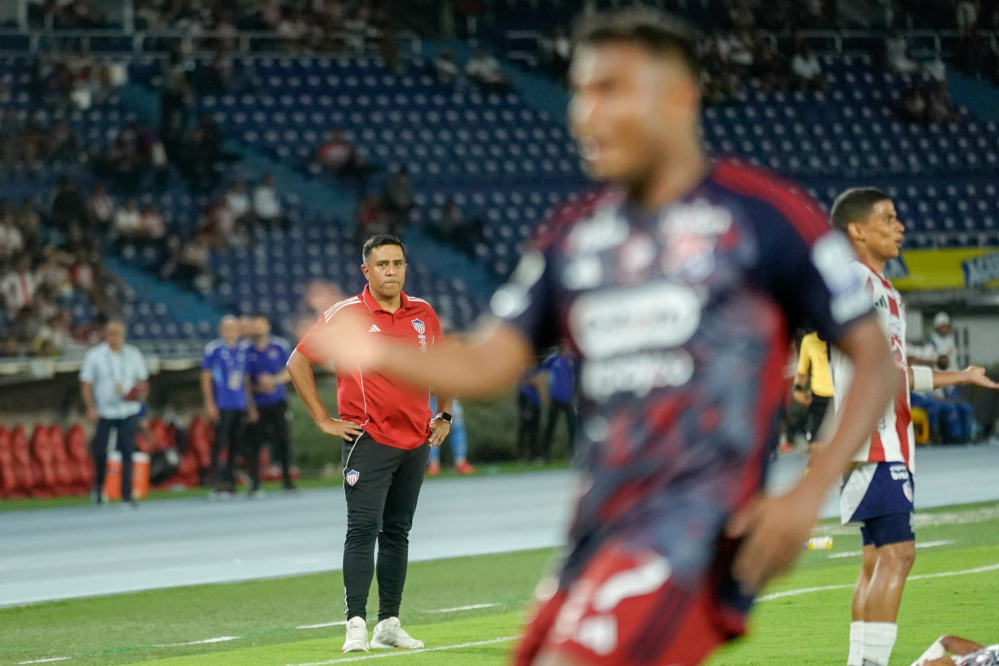 César Farías, entrenador de Junior.