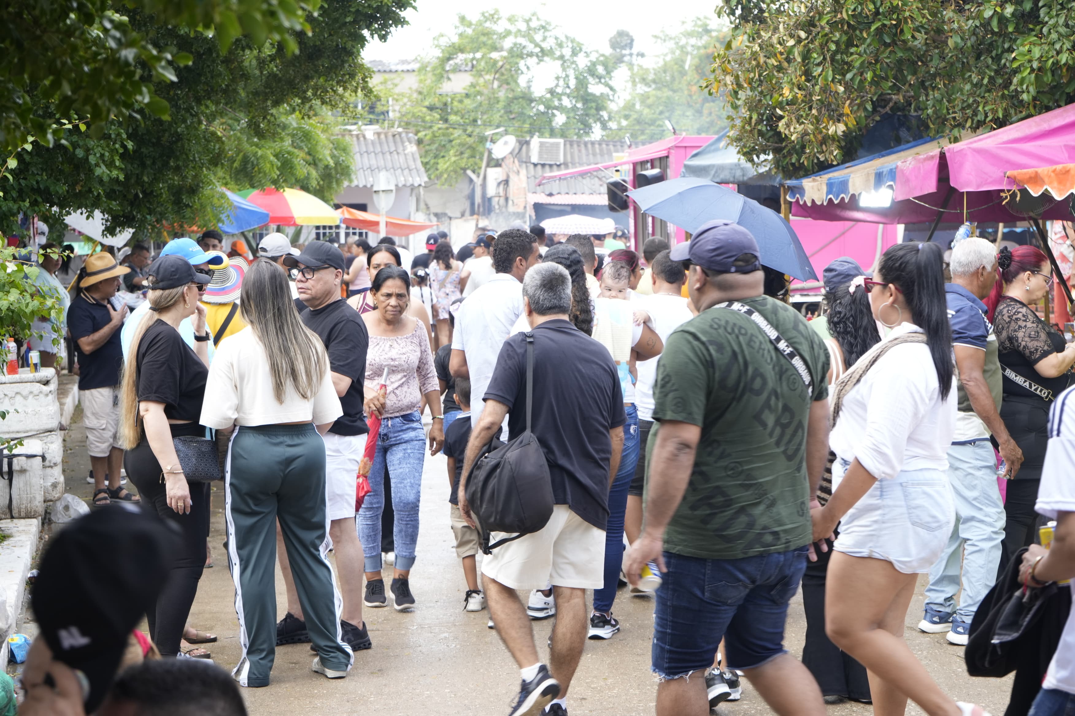 Asistentes al Festival del Patel en Pital de Megua. 