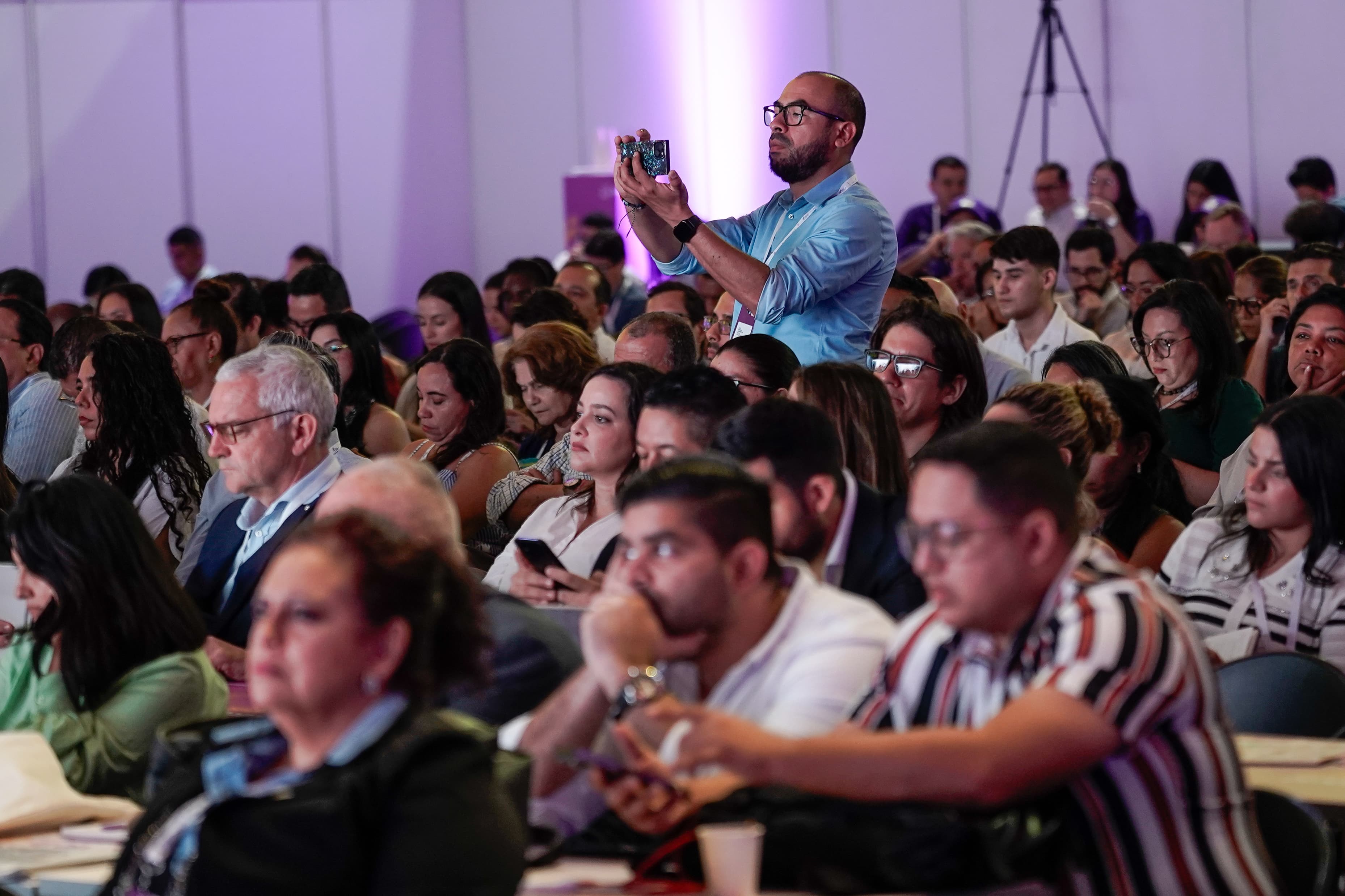 Nutrida asistencia en la instalación del Foro de la OCDE