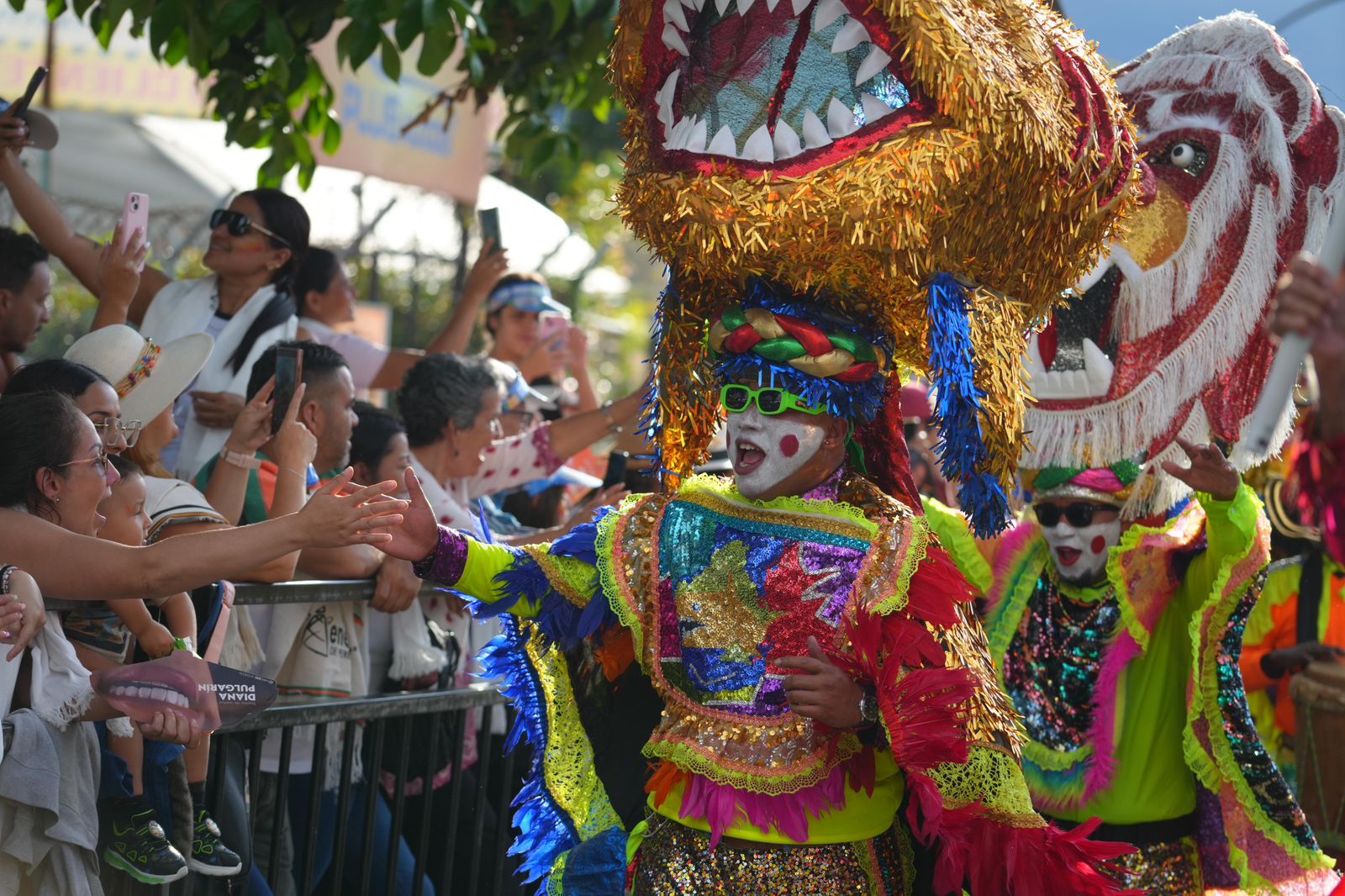 Representación del Carnaval de Barranquilla en las Fiestas de la Cosecha. 