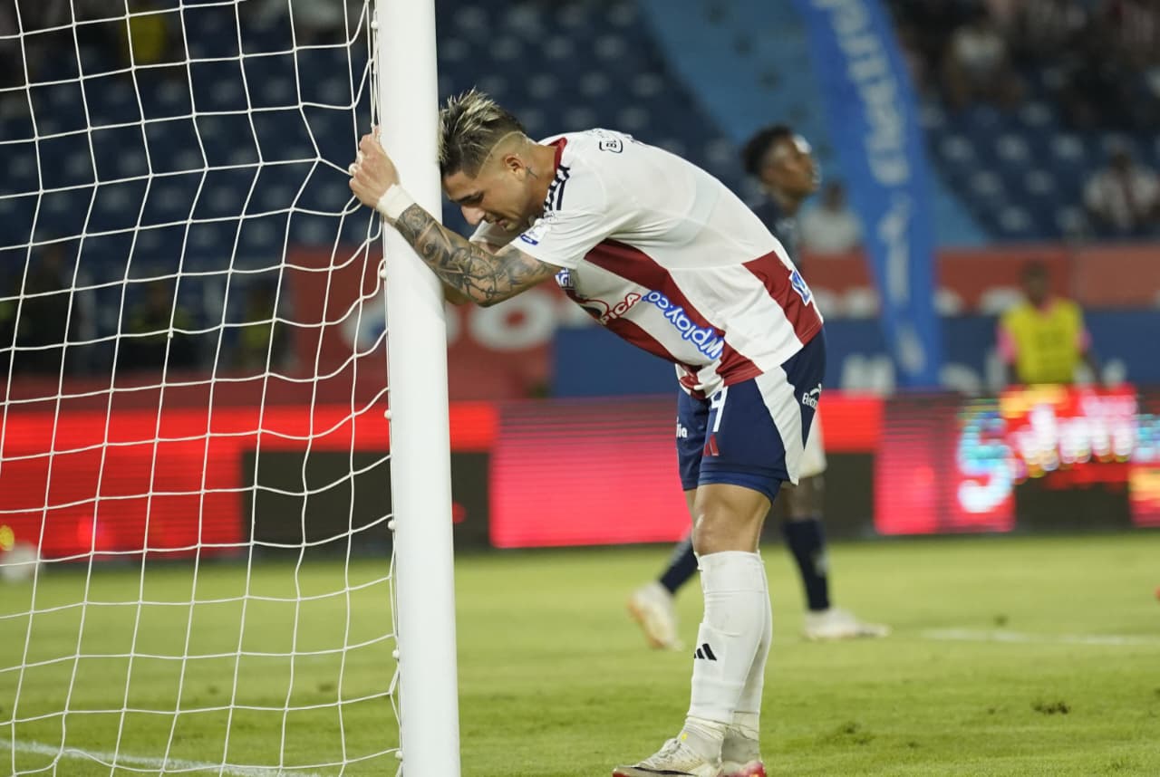 Guillermo Paiva lamentándose.