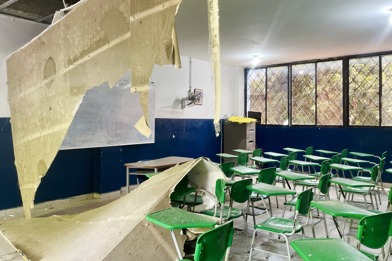 Daños en la Institución Educativa Distrital Laura Vicuña, en Santa Marta.