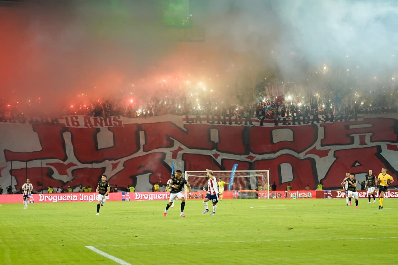 Aspecto del partido esta noche en el Mretropolitano. 