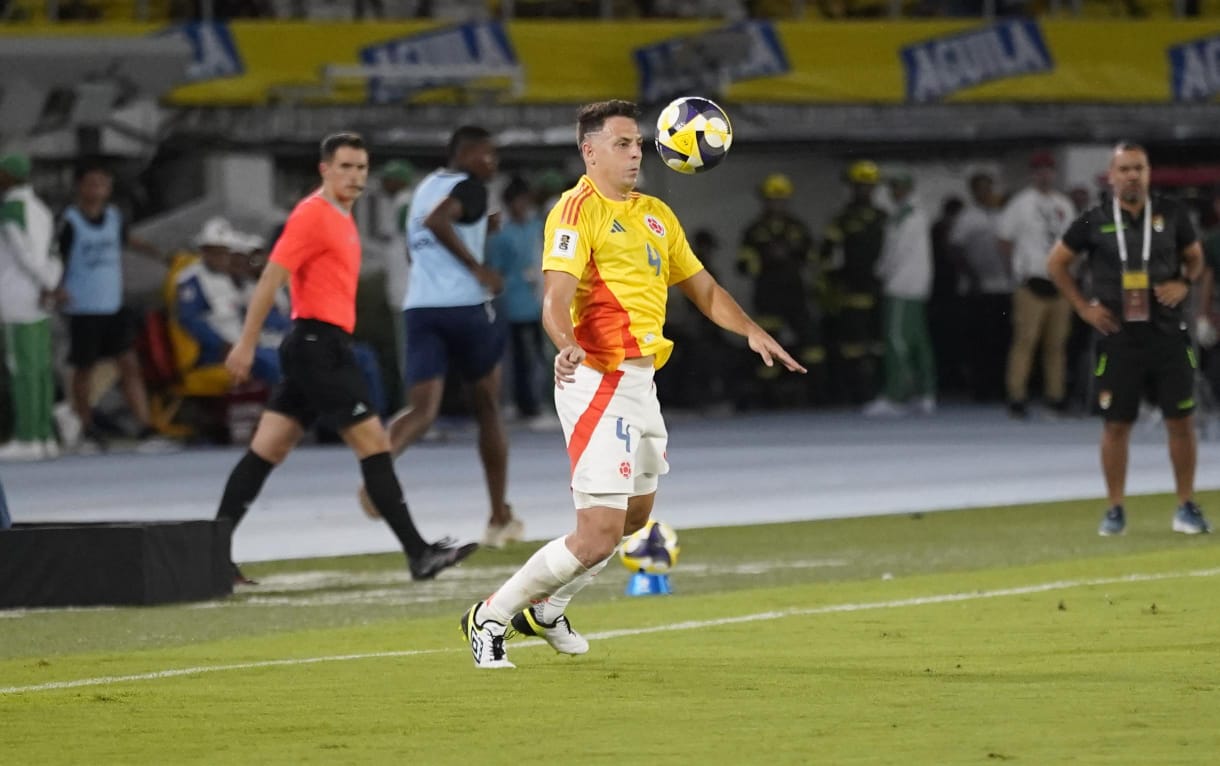 Santiago Arias, lateral derecho de Colombia.
