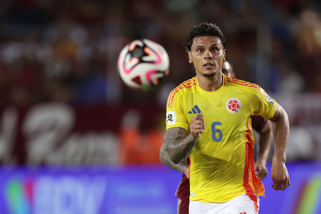 Richard Ríos se adueñó del mediocampo.