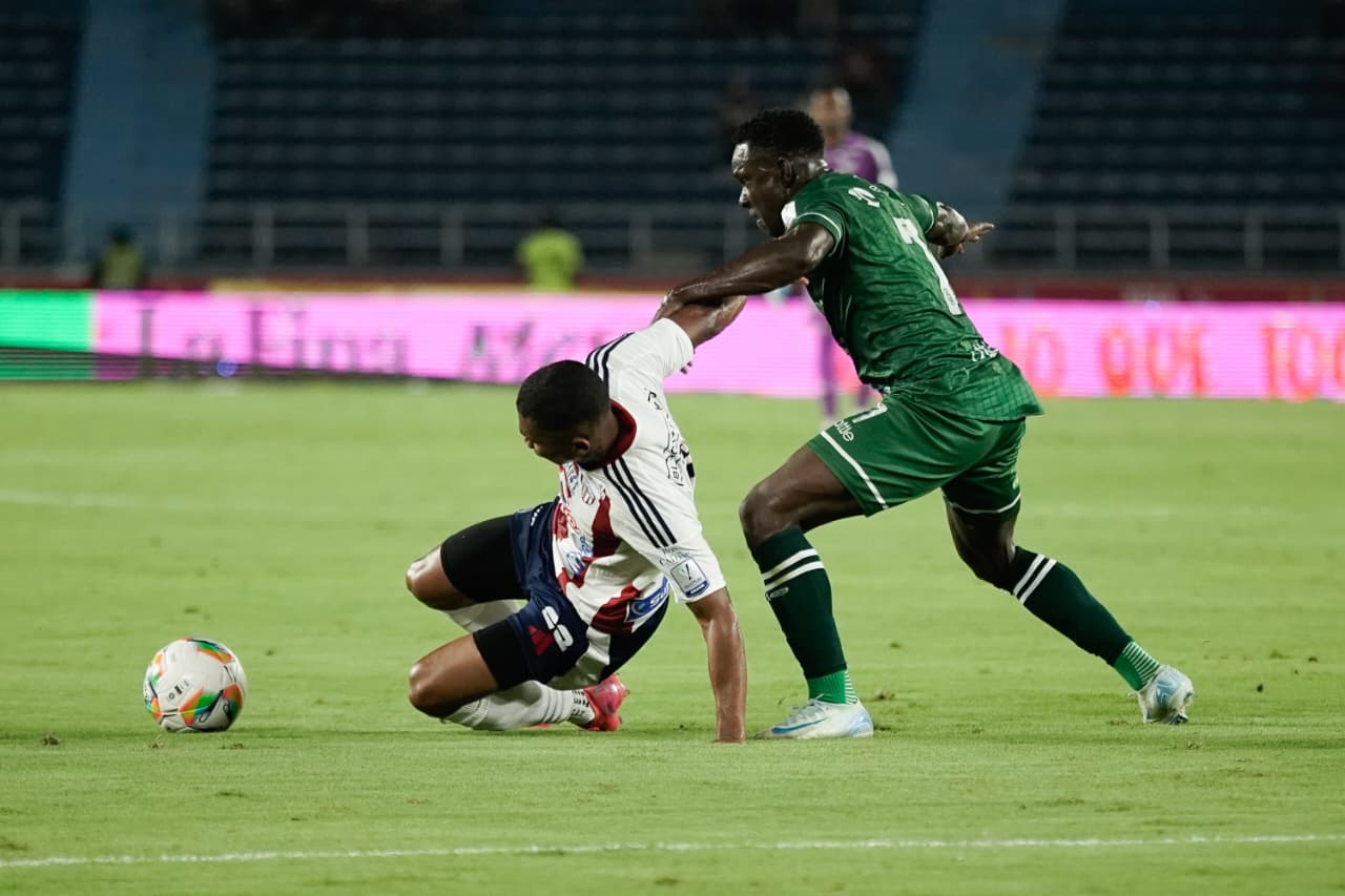 Aspecto del partido entre Junior y Equidad. 