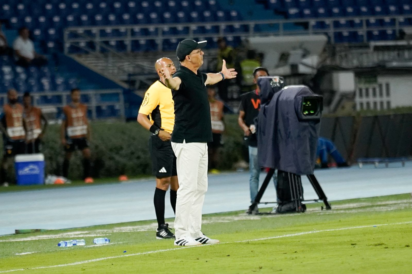 Aspecto del partido de esta noche entre Junior y Deportivo Pereira. 