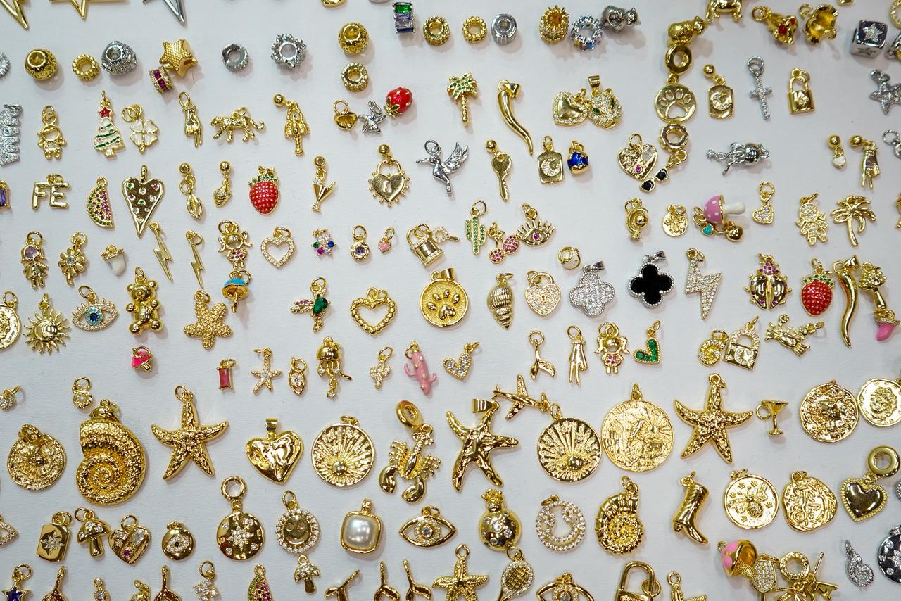 Accesorios dorador presenta 'Gioielle'.