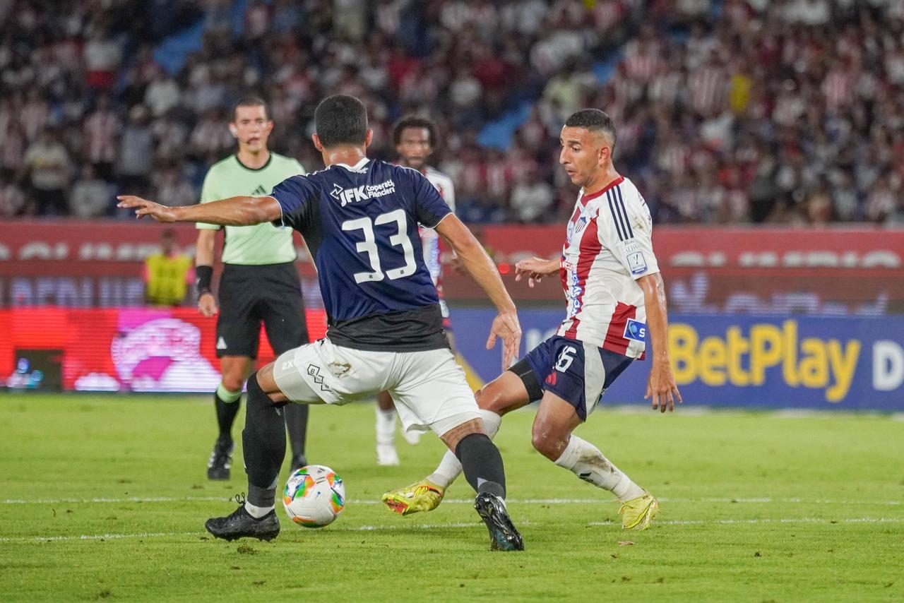 Carlos Esparragoza, volante de Junior.