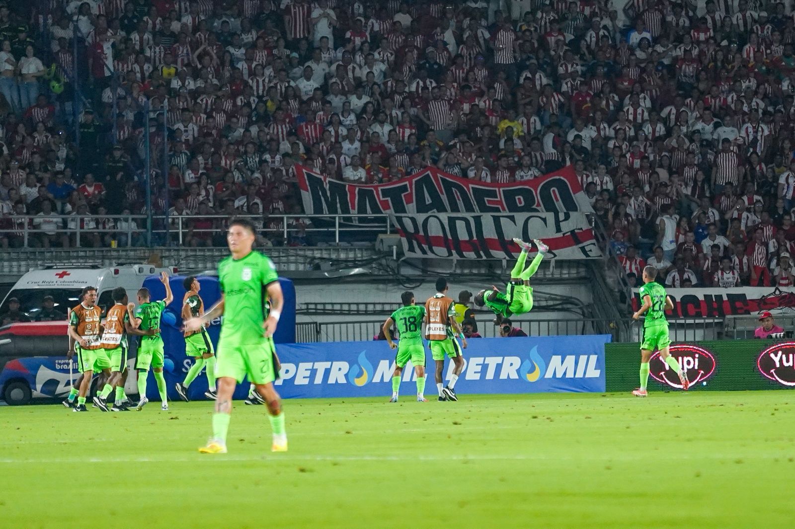 Asprilla anotó el gol de Atlético Nacional.