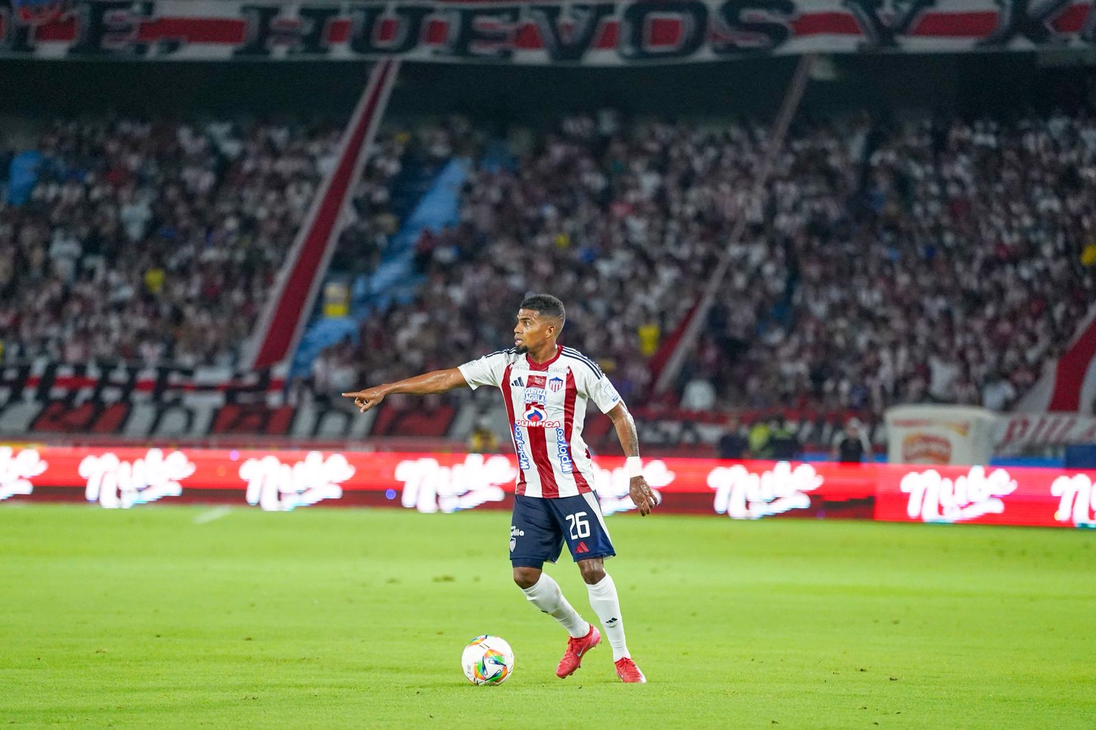 Yeison Suárez, lateral izquierdo de Junior.