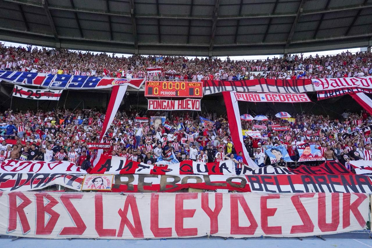Hinchada de Junior llenó el Metropolitano.