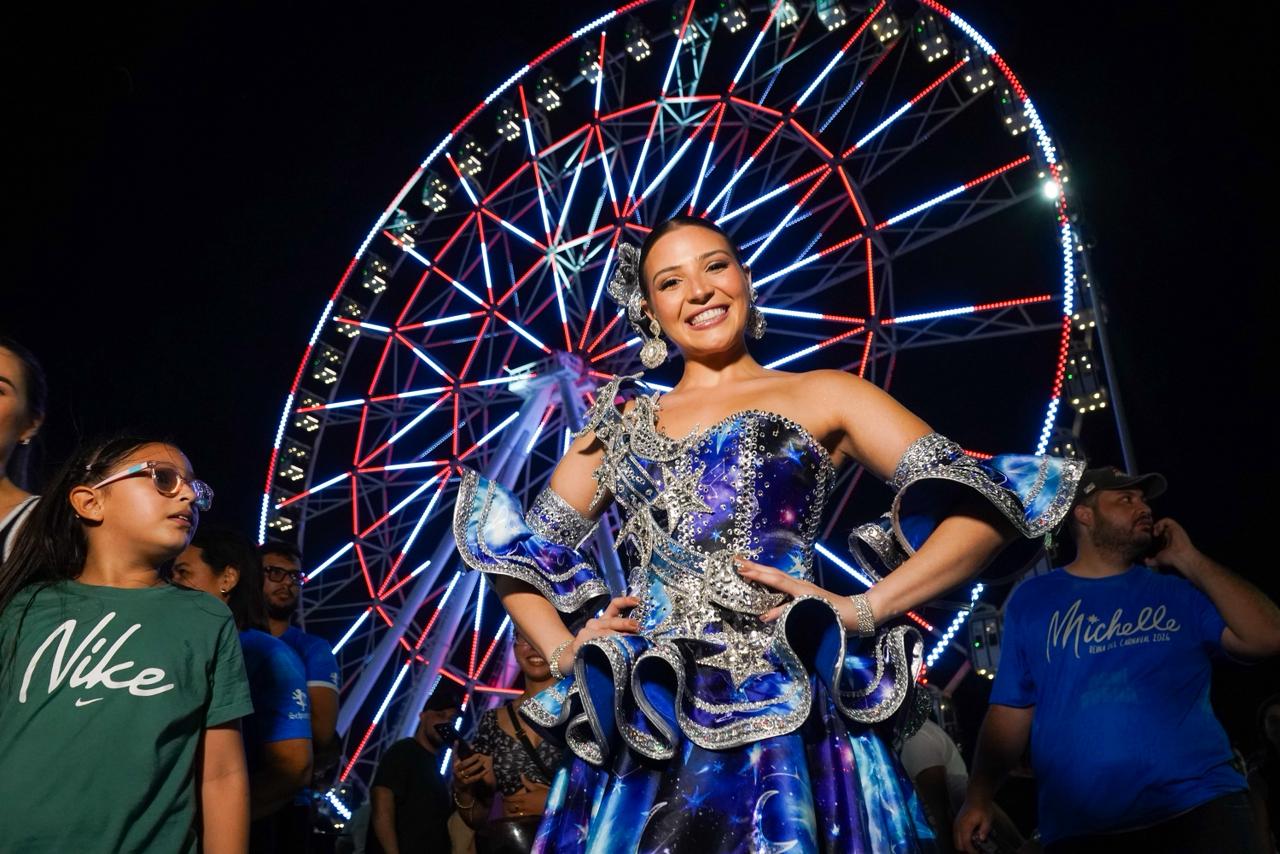 La Reina Michelle, una de las primeras en subirse a la noria