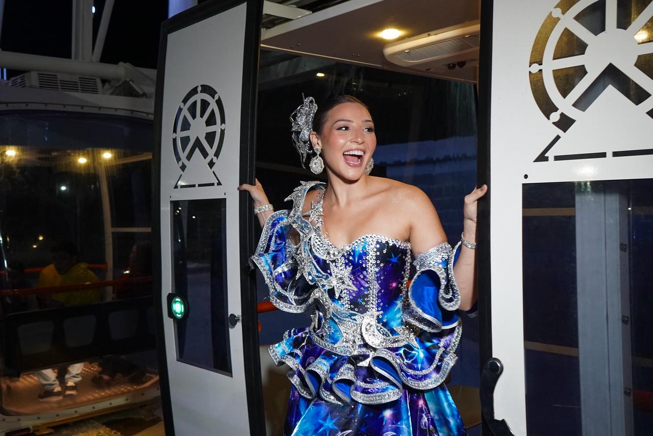 La Reina Michelle, una de las primeras en subirse a la noria