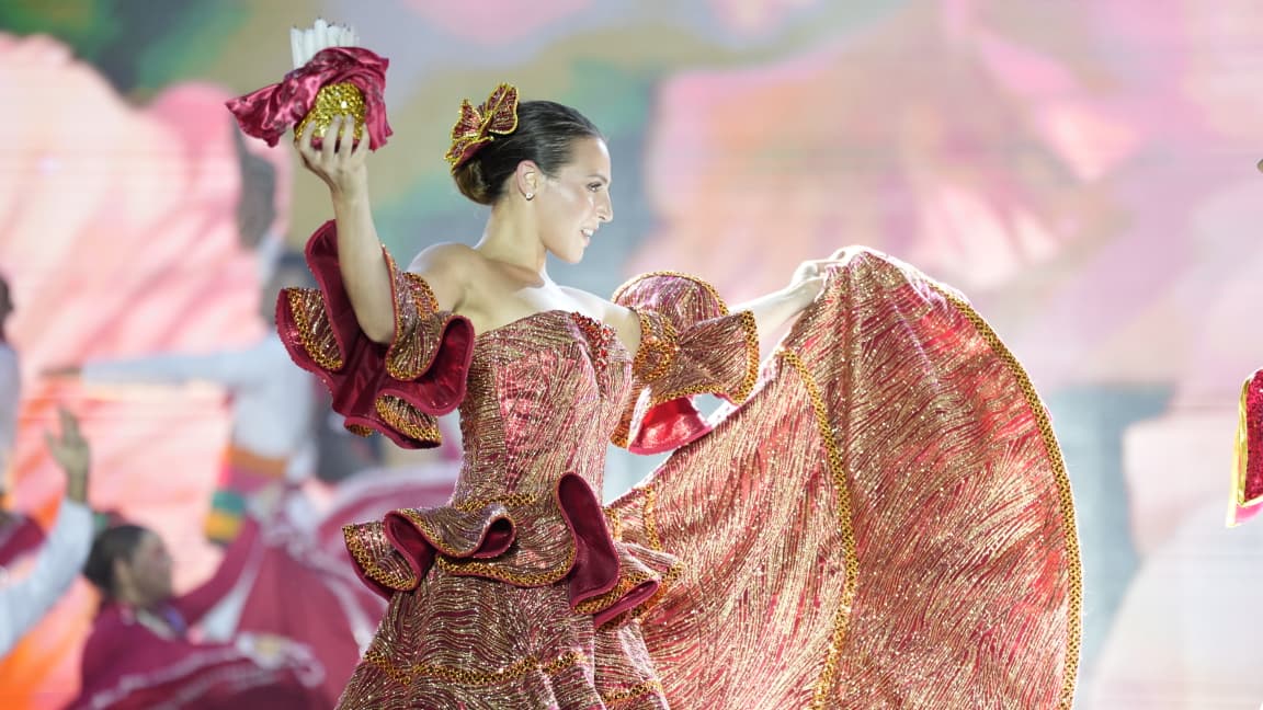 La Reina Michelle Char.