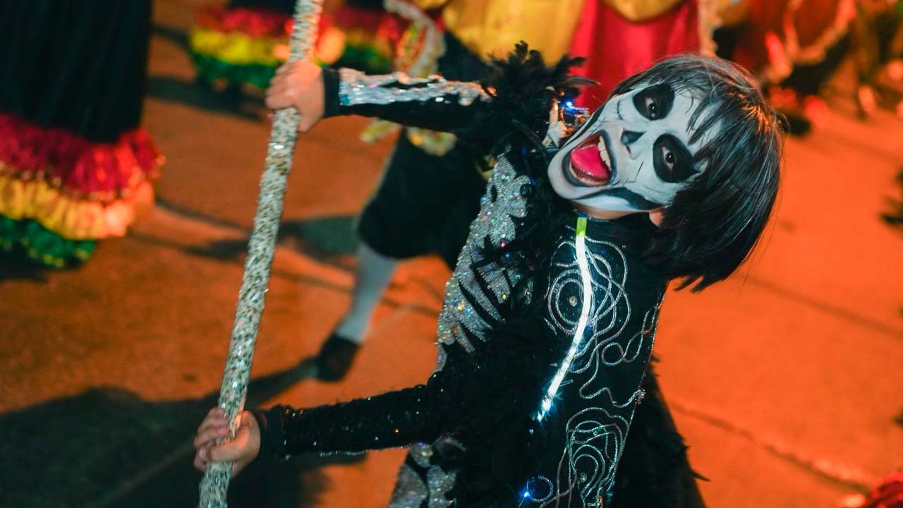 Pedro Fandiño, Danza Garabatico de la 8 Colegio británico