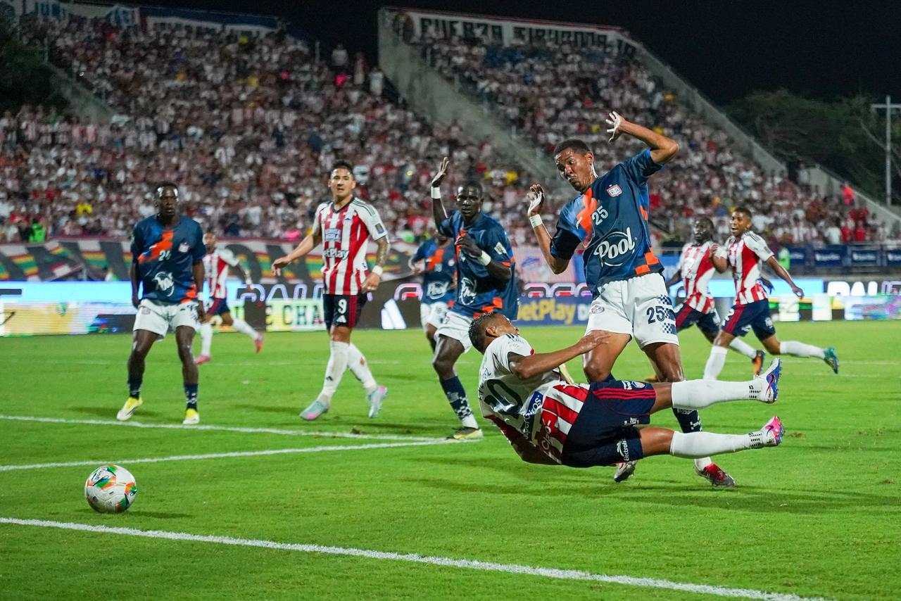 Acción que Muriel pedía como penal, pero que no fue otorgado.