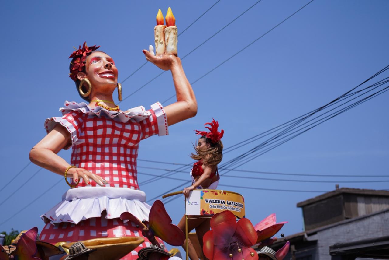 Carroza Cumbia en Flor. 