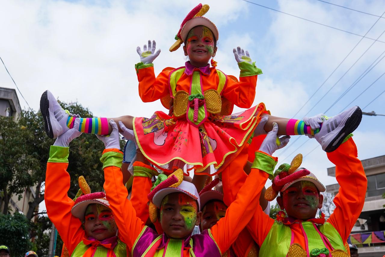 Marimondas y marimonditas.