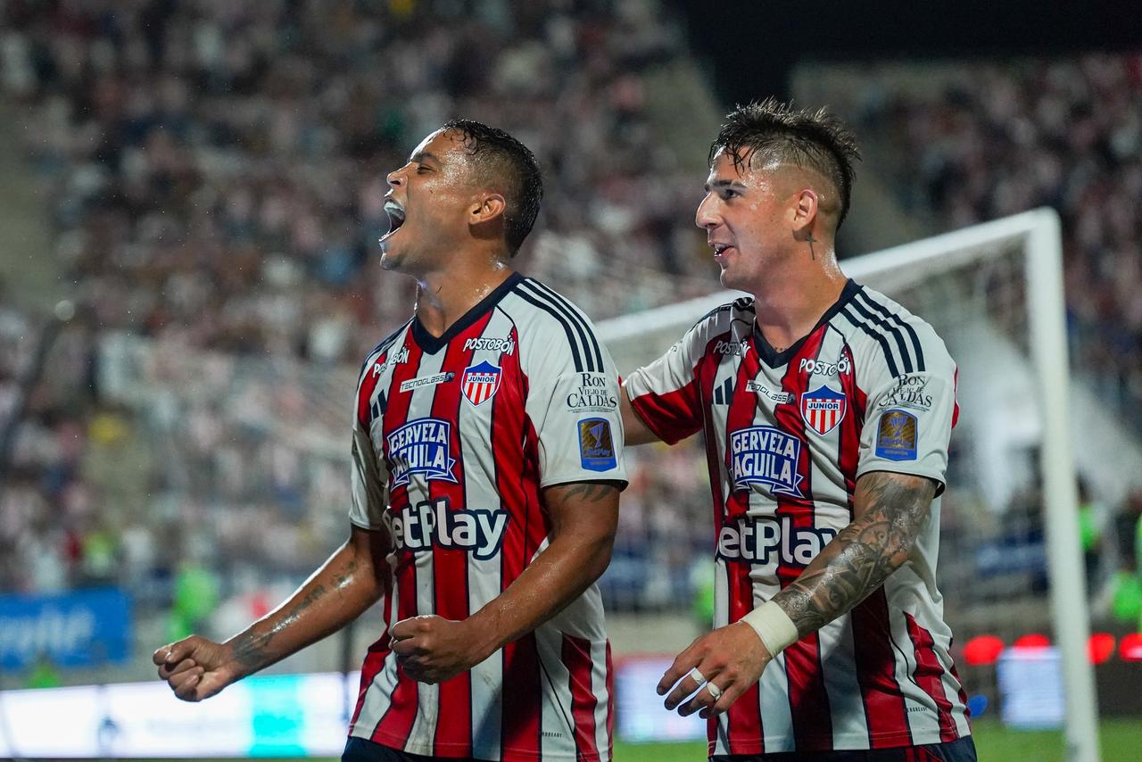 Muriel y Paiva celebrando el 1-0.