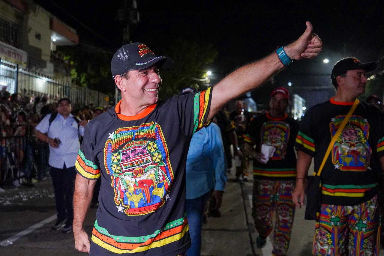 El Alcalde Alex Char.