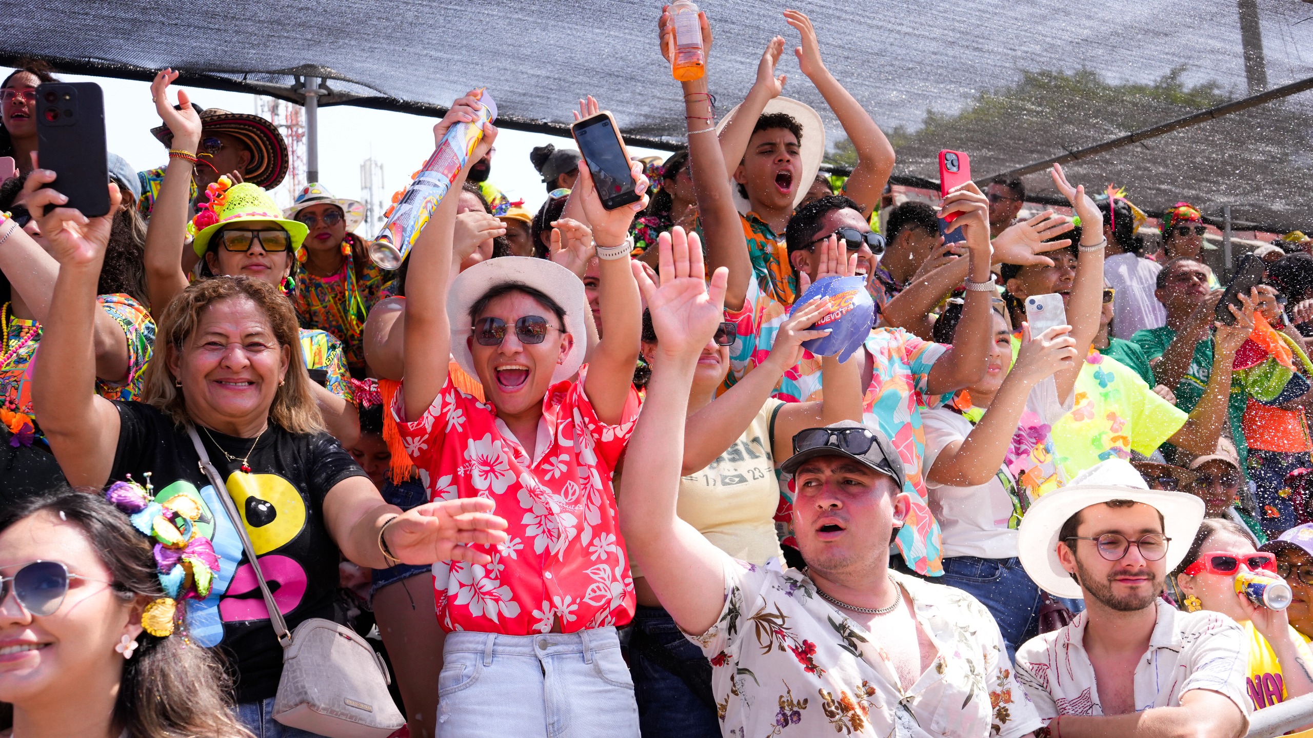 El ambiente carnavalero desde los palcos.