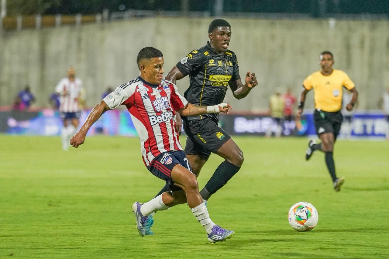 Momentos del partido.