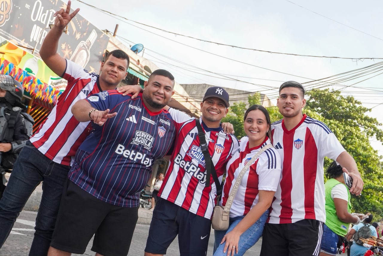 Hinchas de Junior. 