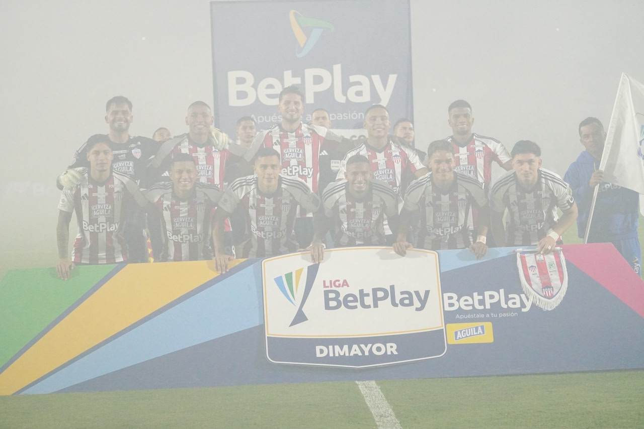 La nómina titular de Junior.