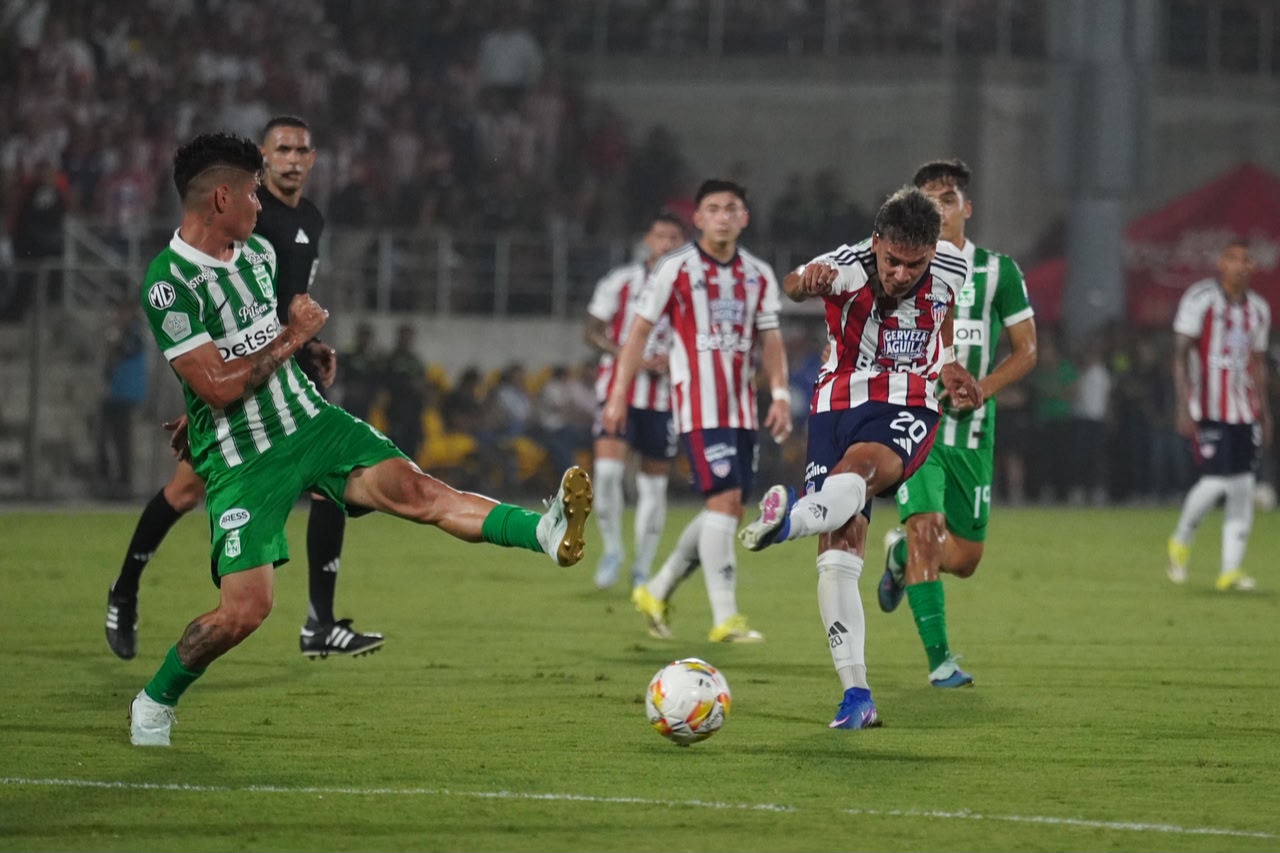 Jannenson Sarmiento le dio dinámica al ataque de Junior.