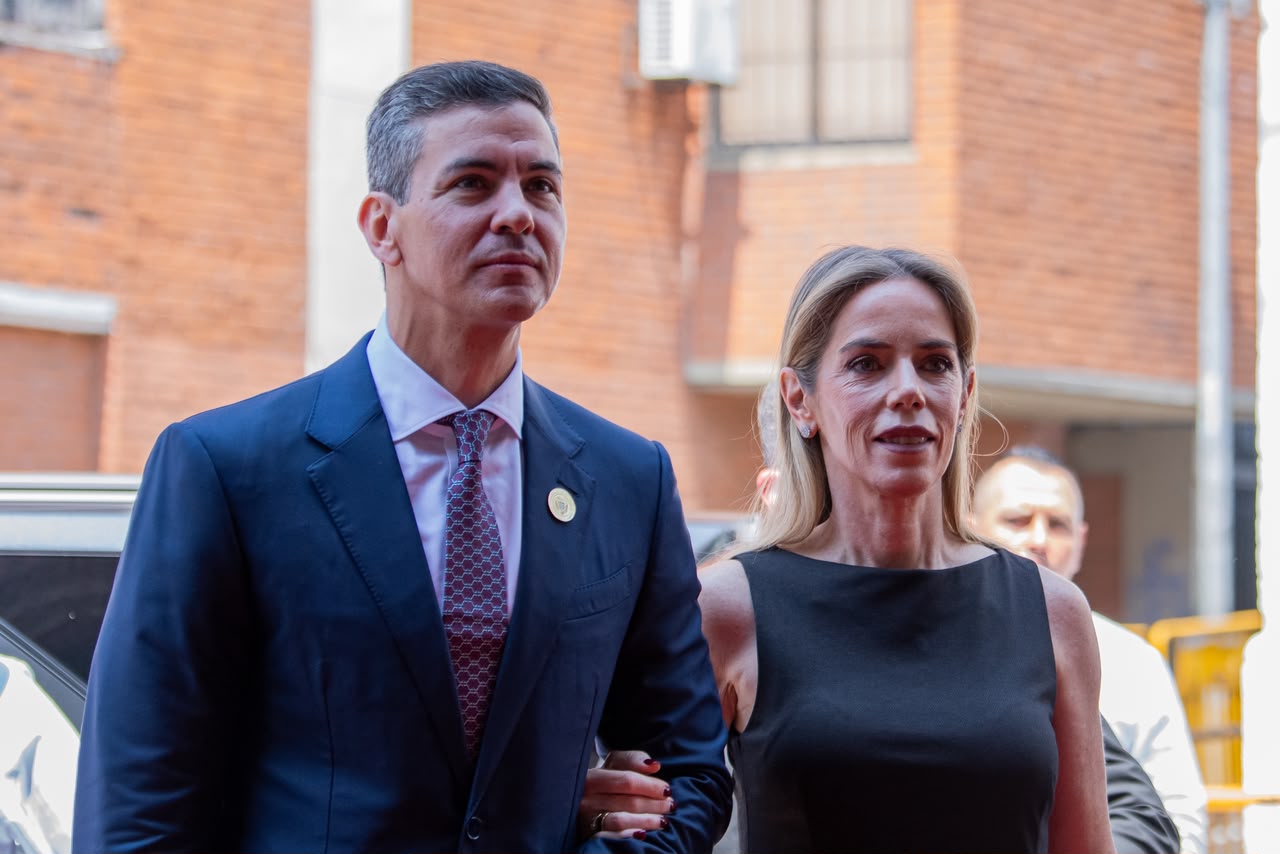 El Presidente de Paraguay Santiago Peña 