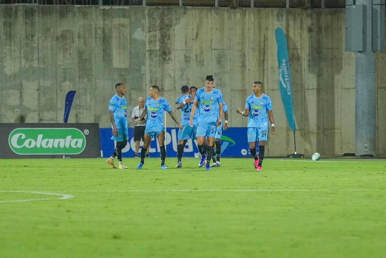 Bustamante hizo el 2-2 transitorio.