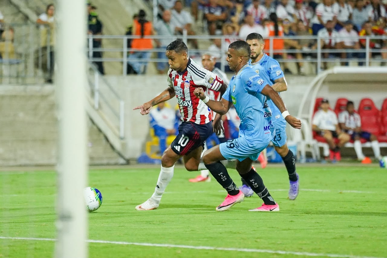 Luis Fernando Muriel previo a la lesión.