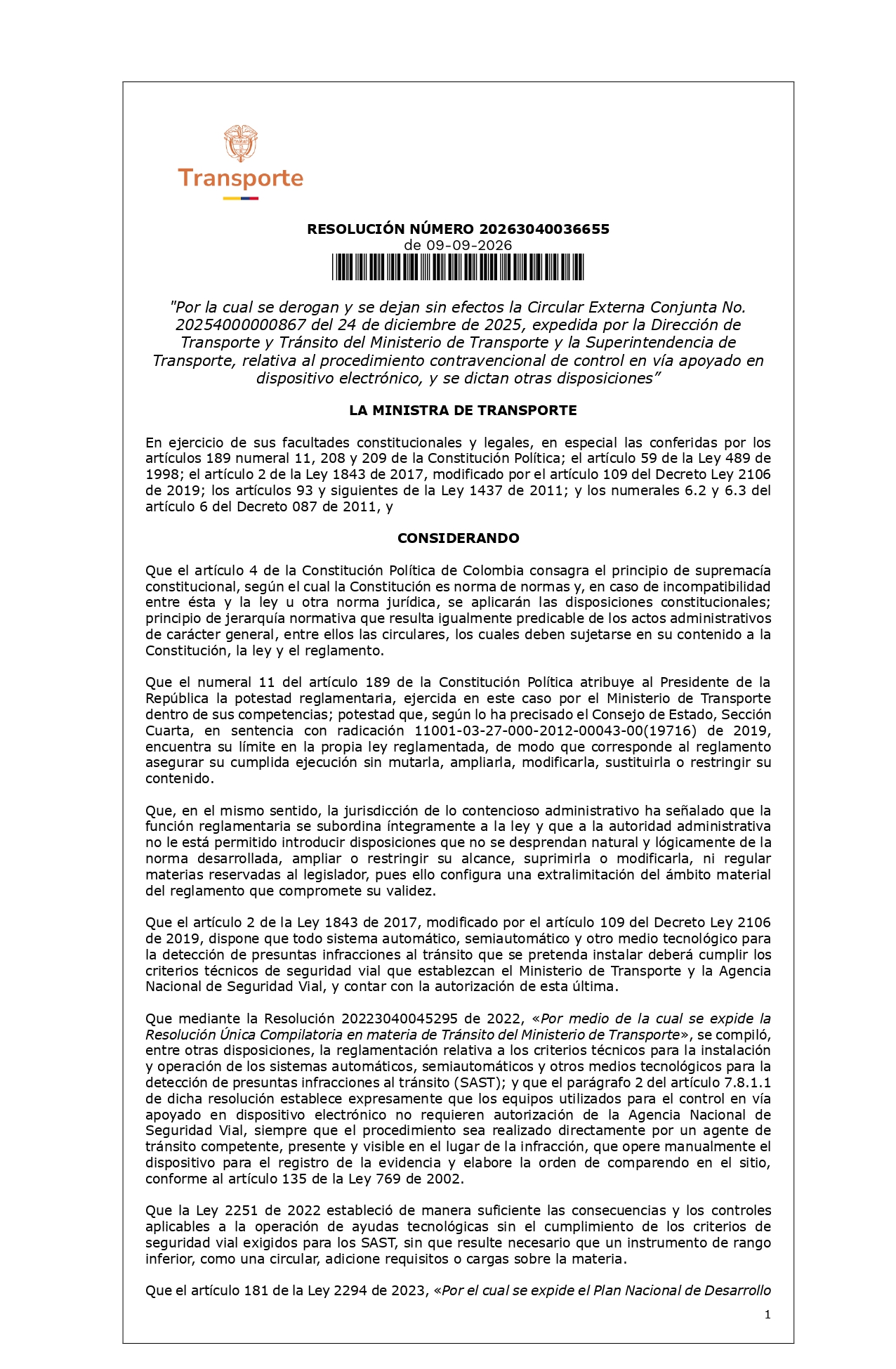 Carros 'caza infractores' no podrán imponer multas sin un agente de tránsito presente Carros 'caza infractores' no podrán imponer multas sin un agente de tránsito presente