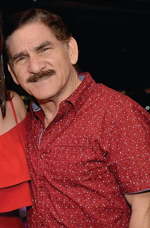 Fue alegre y entusiasta en fiestas y momentos especiales.