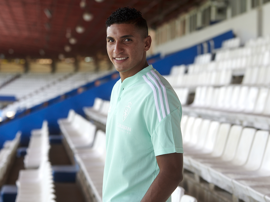 Gabriel Fuentes en el estadio La Romareda.