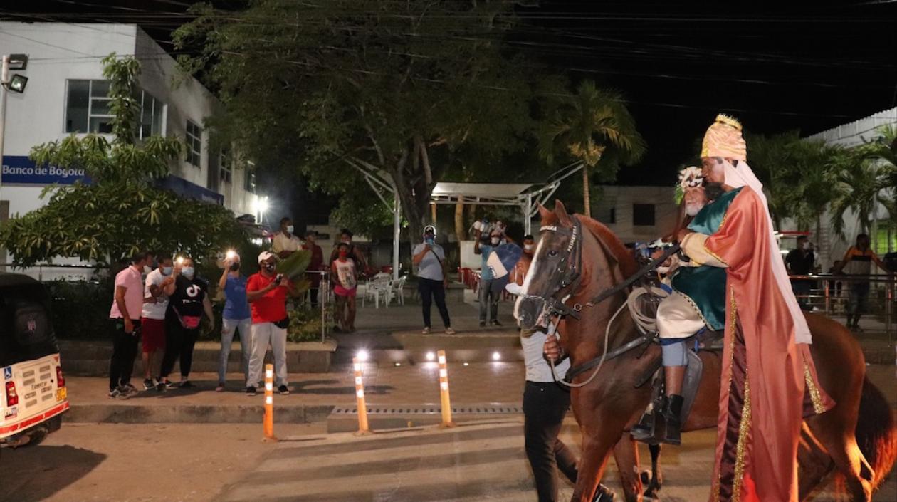Imágenes de la Loa de los Santos Reyes Magos en Baranoa.