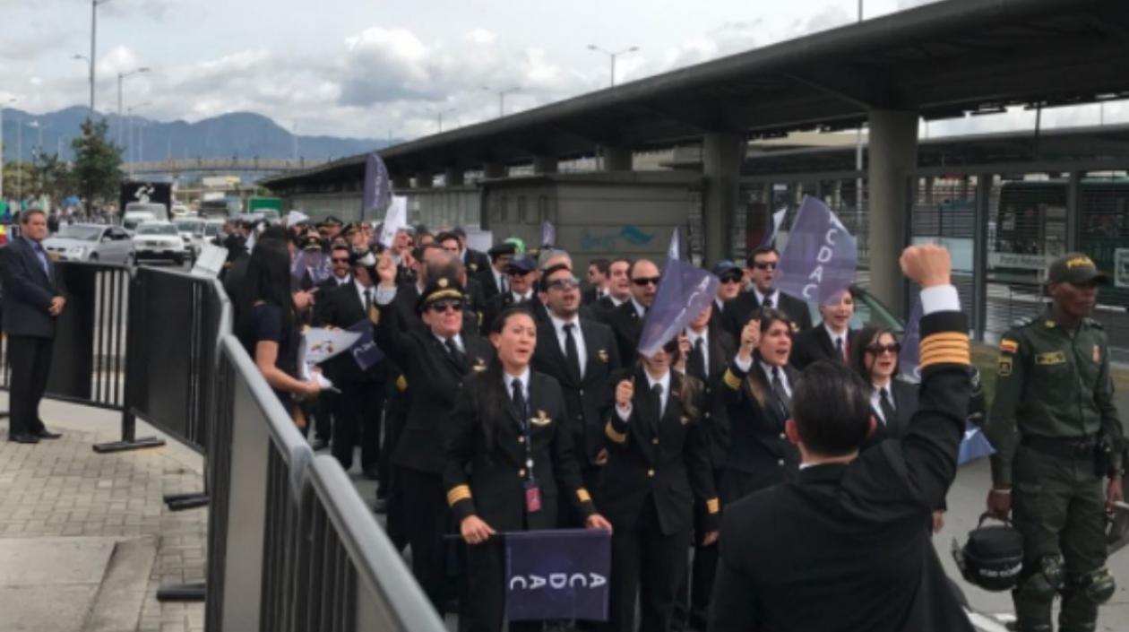 La huelga de pilotos de Avianca ha afectado a comerciantes del Atlántico, según Fenalco.