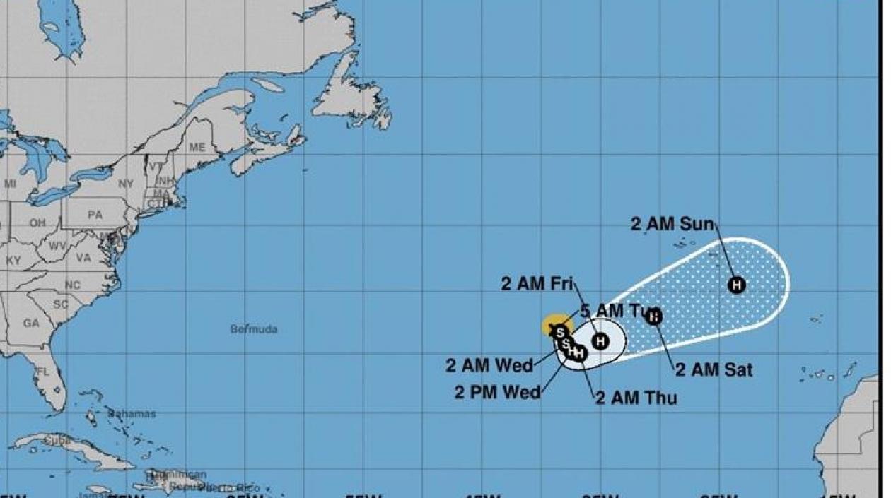 El huracán Ofelia se fortalecerá todavía más en las próximas horas.