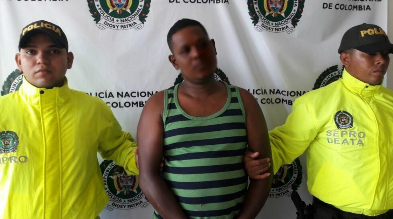 El hombre fue capturado en el barrio Abajo del mencionado municipio.