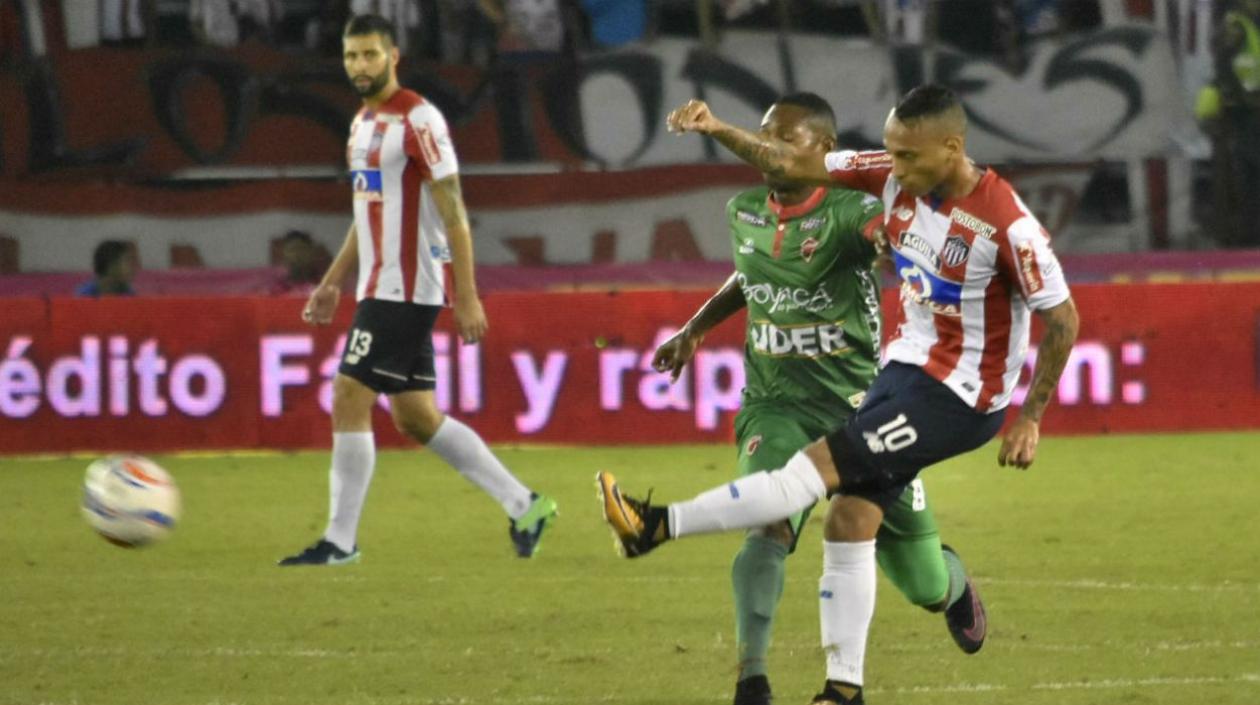 Junior no podría viajar para el duelo del fin de semana ante el DIM.