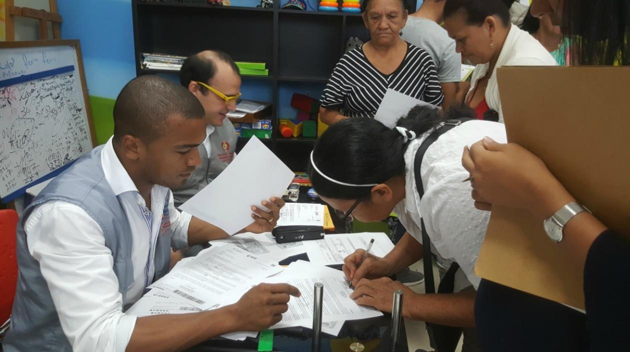 Las víctimas del conflicto armado recibieron su respectiva indemnización.