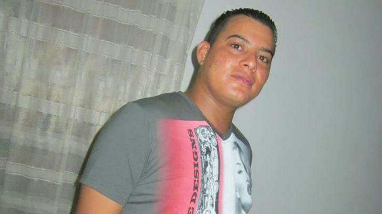Arizon Bolívar Coronel, taxista asesinado en La Chinita.