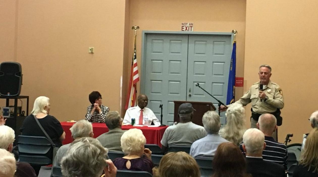 Alguacil de Las Vegas dijo en una conferencia de prensa que la autopsia no ha brindado detalles de problemas o condiciones en el cerebro de Paddock que puedan explicar la causa del tiroteo.